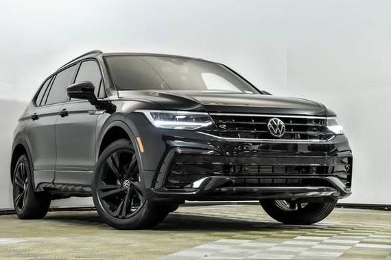 VOLKSWAGEN TIGUAN 4MOTION 2023 3VV8B7AX8PM136161 image